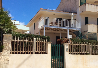 Casa Vacanze Appartamento Casasantabarbara Villetta Con Veranda Vista Mare